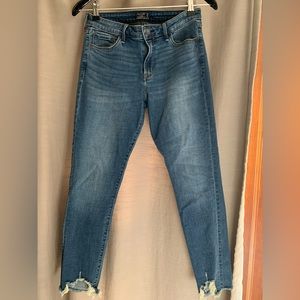 Abercrombie mid rise super skinny jeans